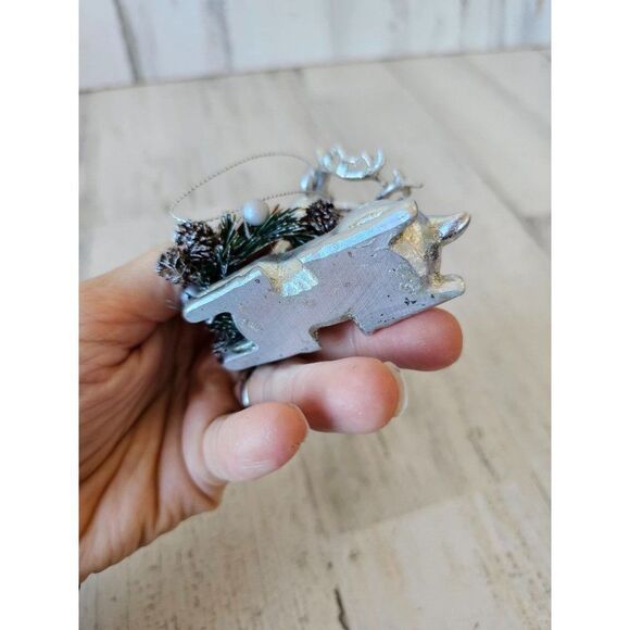 Silver reindeer wreath ornament Xmas tree - Picture 7 of 8